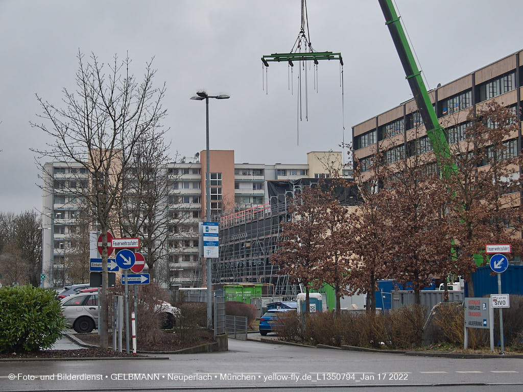 18.01.2022 - Baustelle zur Montessori Schule im Plettzentrum Neuperlach